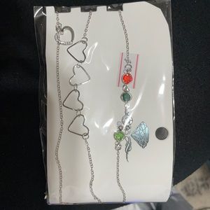 Necklaces kit.